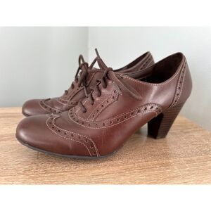 Eurostep Gabrielle Brown Leather Oxford Heels Brogue Lace Up Wingtip Shoes 8.5